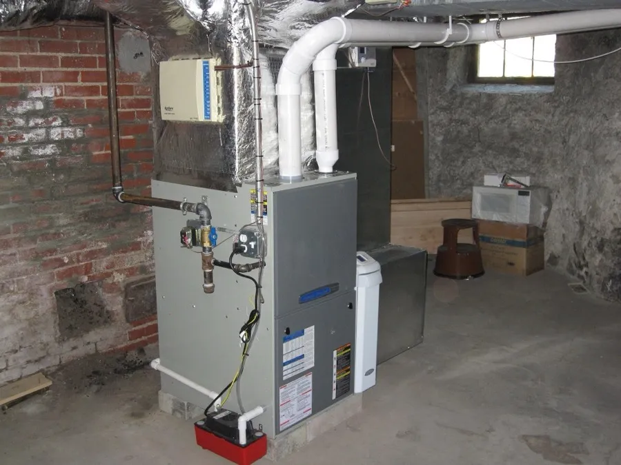 Gas furnace with air cleaner and humidifier